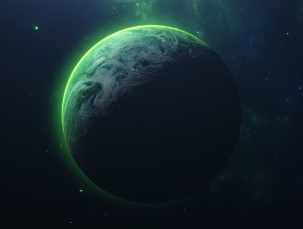 wallpapersden.com_planet-4k-green-glow_4096x3112.jpg